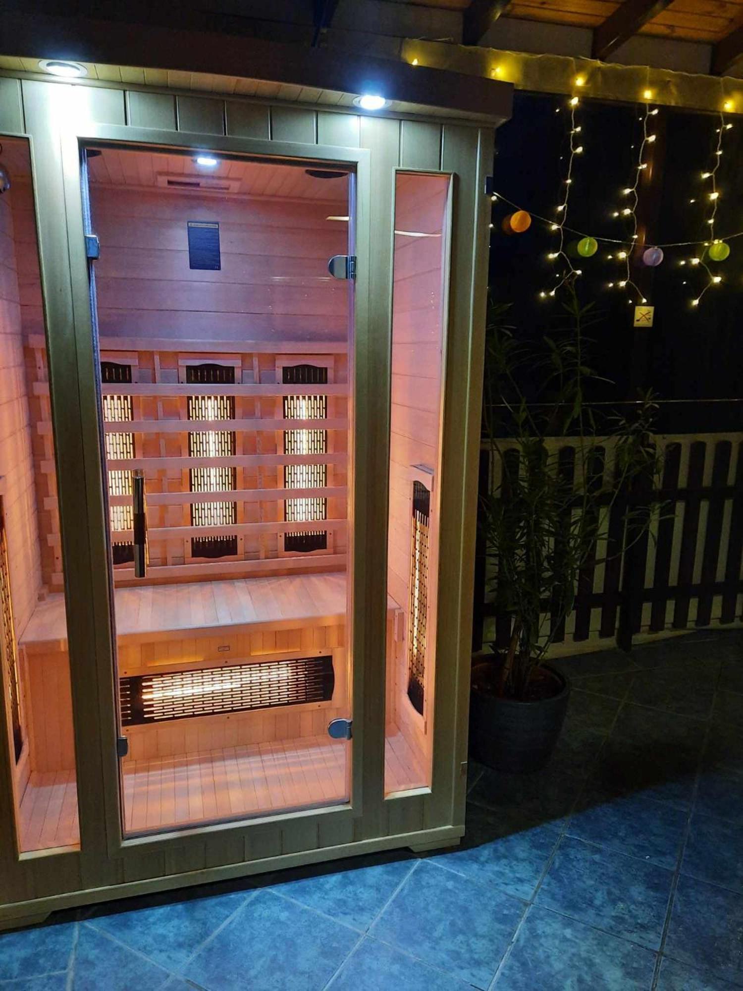 Chalet Napsugar Vendeghaz Buekkszentkereszt *